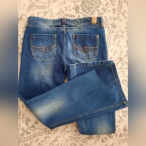 Maurices Jeans Size 9/10